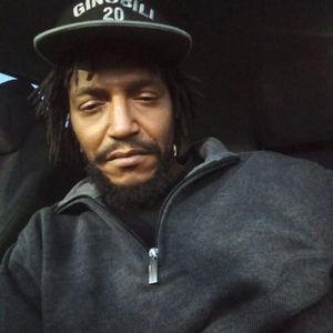 Meet your Posher, Avery